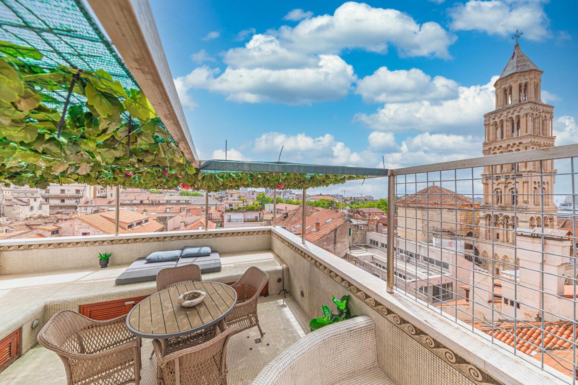 Augubio Penthouse Apartment Split Exterior foto