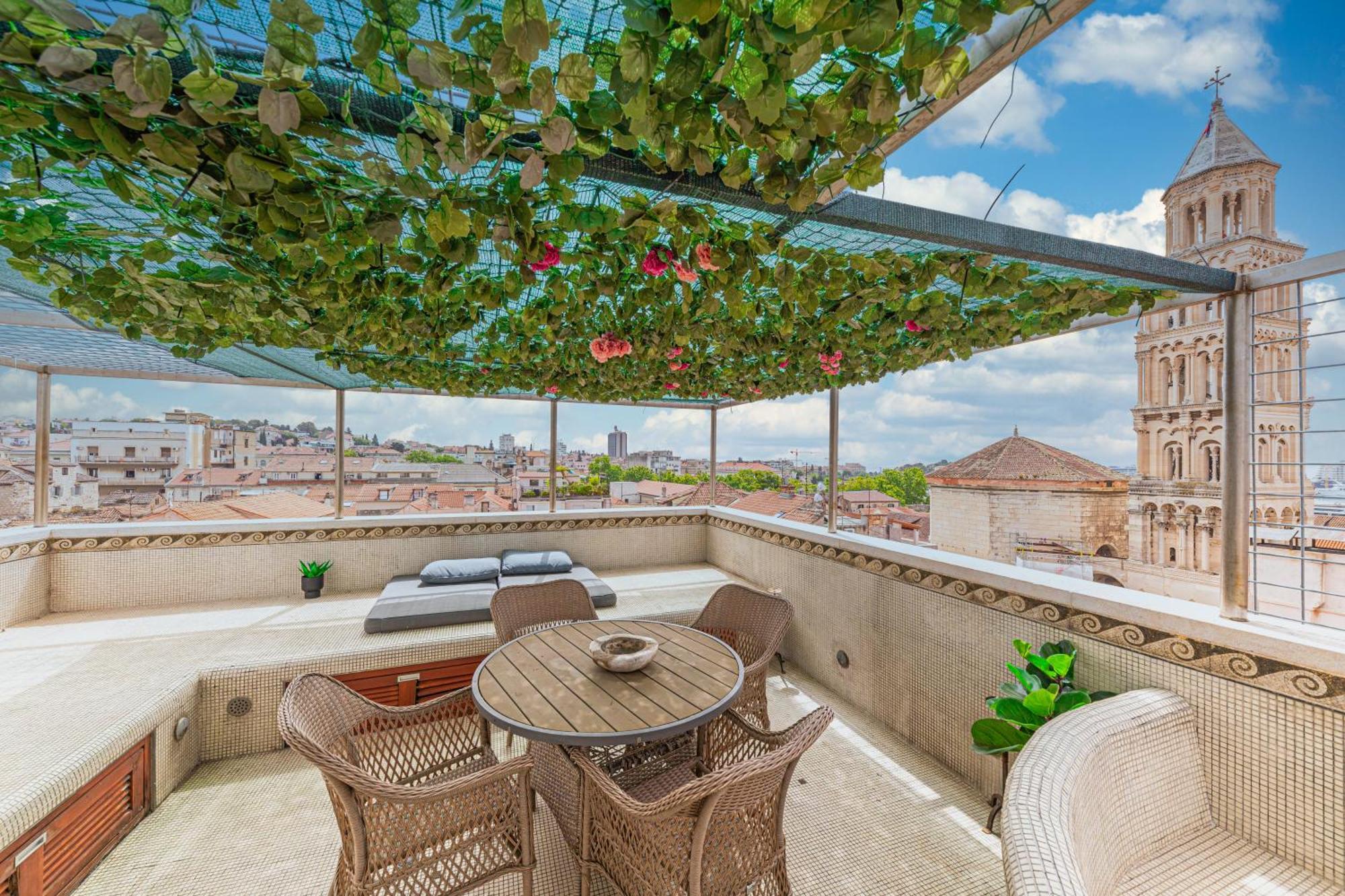 Augubio Penthouse Apartment Split Exterior foto