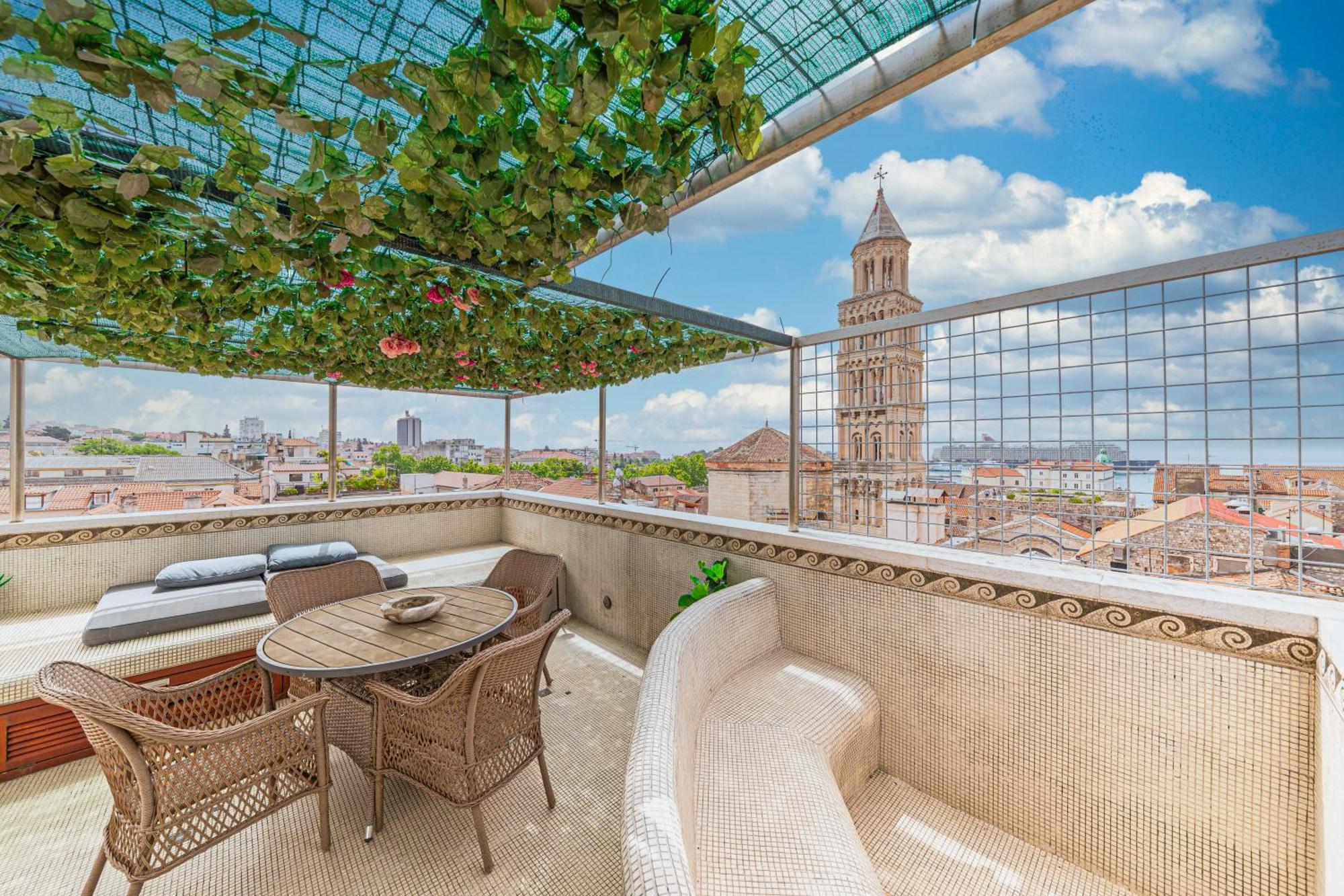 Augubio Penthouse Apartment Split Exterior foto